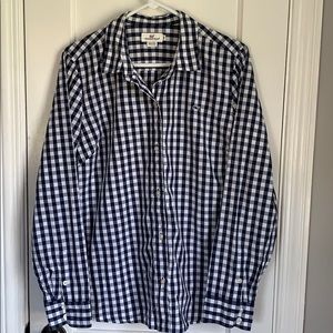 Vineyard Vines Woman’s Button Down